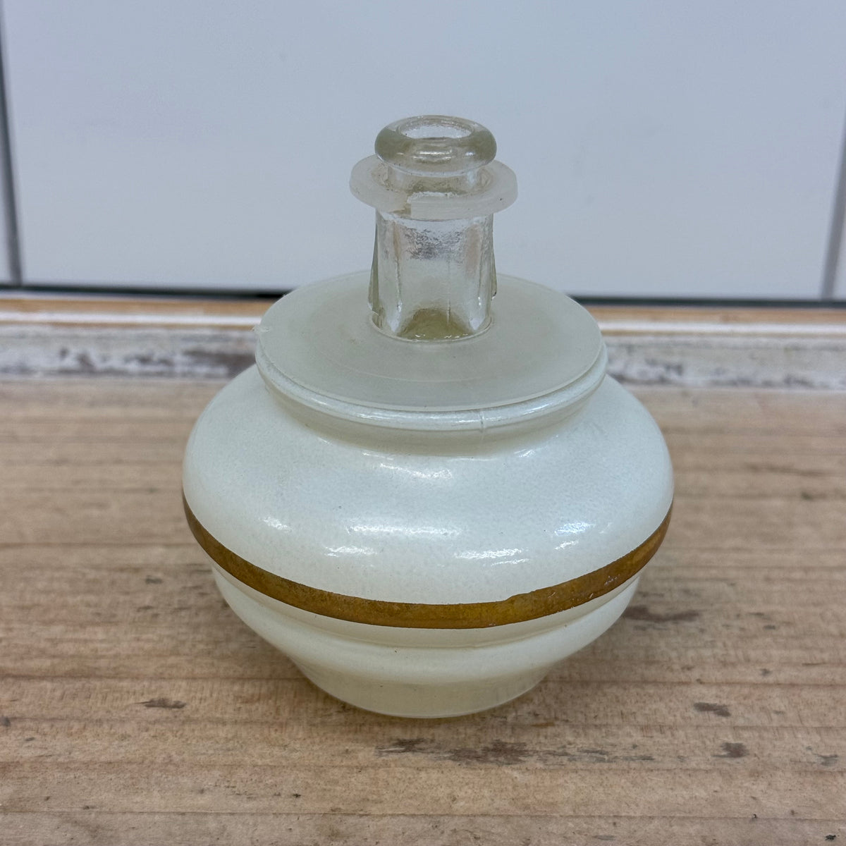 Vintage Jim Beam Regal China Fleur de Lis Decanter 13”