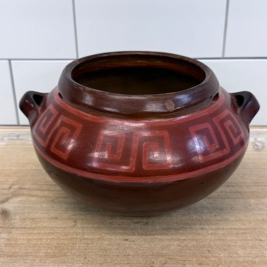 Peruvian Handcrafted Ceramic Bowl Signed Juana Sosa