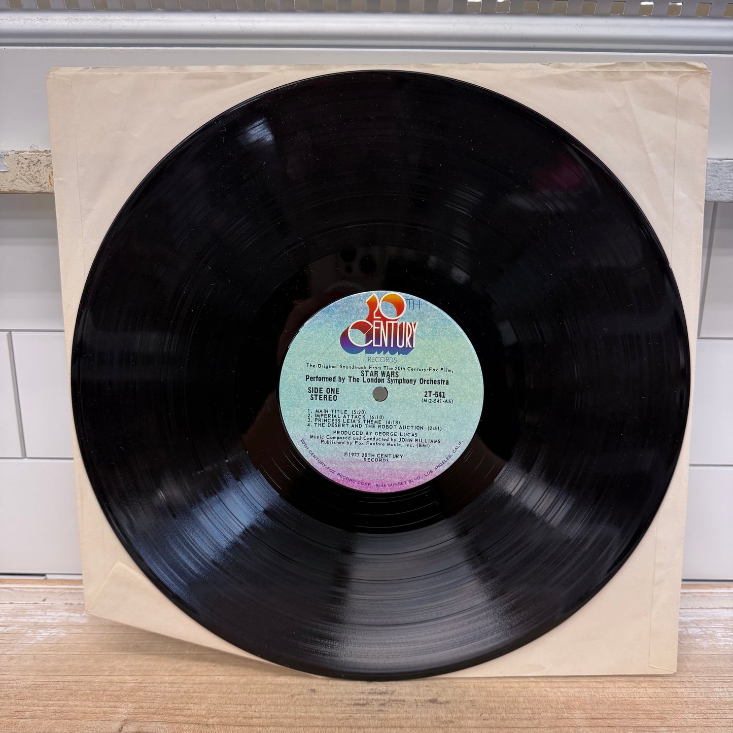 Star Wars Vinyl Records Lot of 2 Soundtrack & Meco 1977