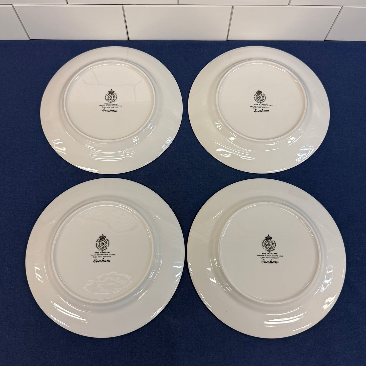 Royal Worcester Evesham Gold Fruit Plates Set of 8