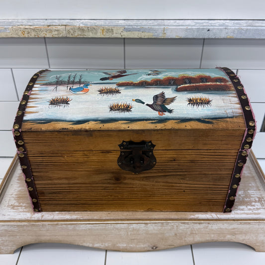 Hand Painted Duck Hunting Wooden Treasure Chest Storage Box Rustic