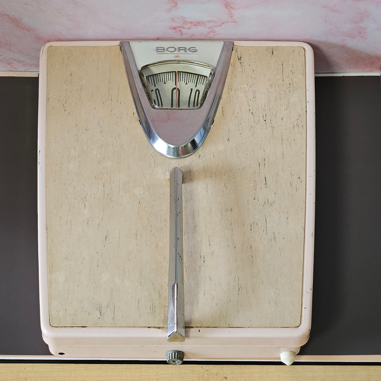 Mid-Century Borg Weight Scale, 1950s works!