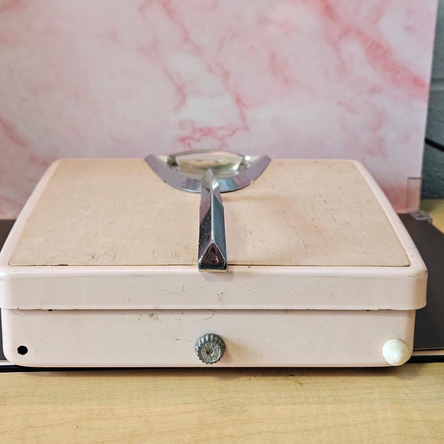 Mid-Century Borg Weight Scale, 1950s works!