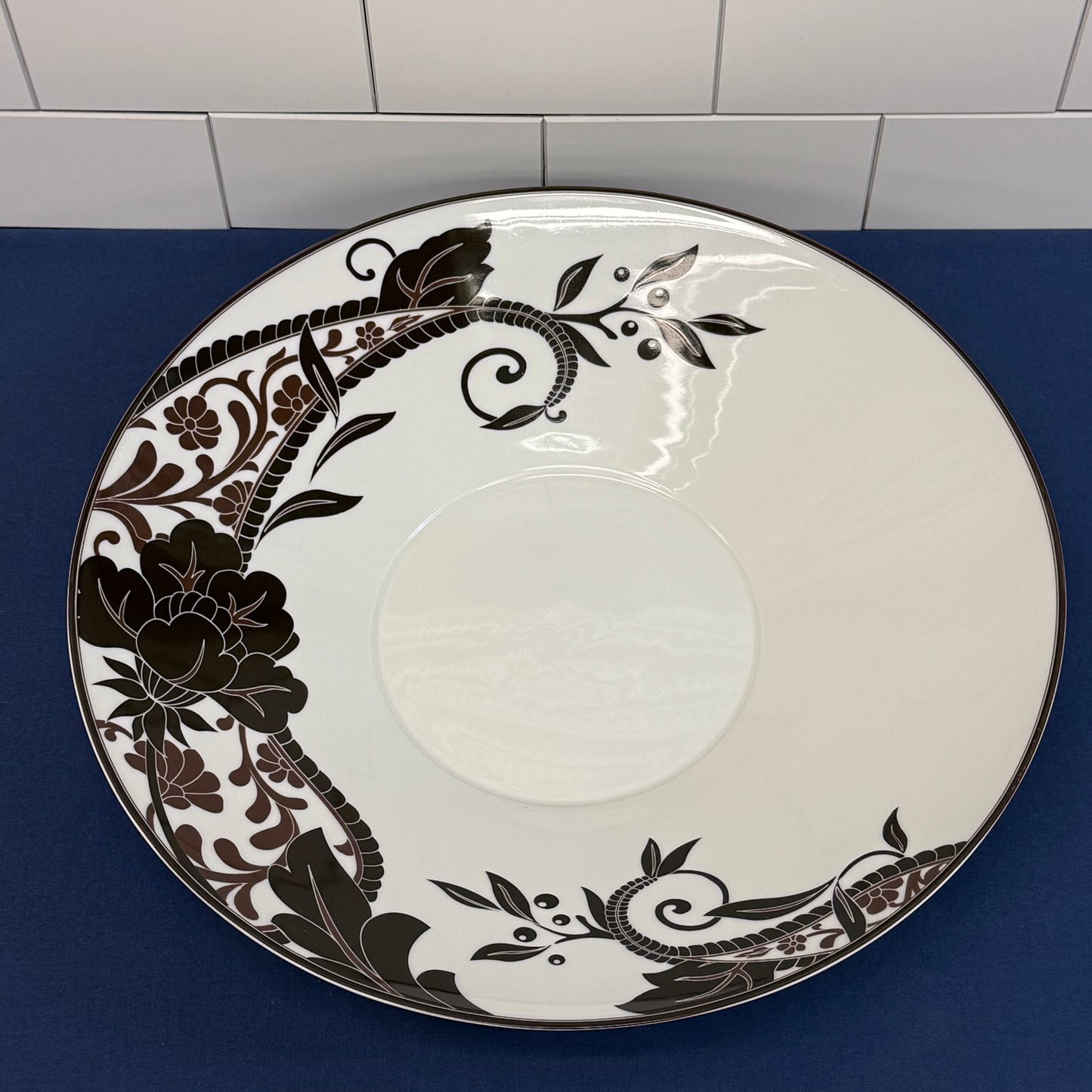 Mikasa Cocoa Blossom Porcelain Serving Bowl