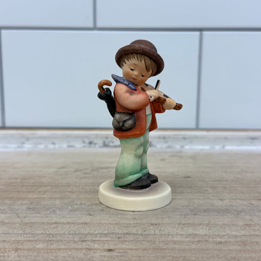 Goebel Hummel Figurine Little Fiddler, Porcelain 1984