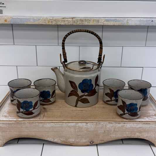Japanese Stoneware Tea Set Blue Floral Teapot 7 Piece