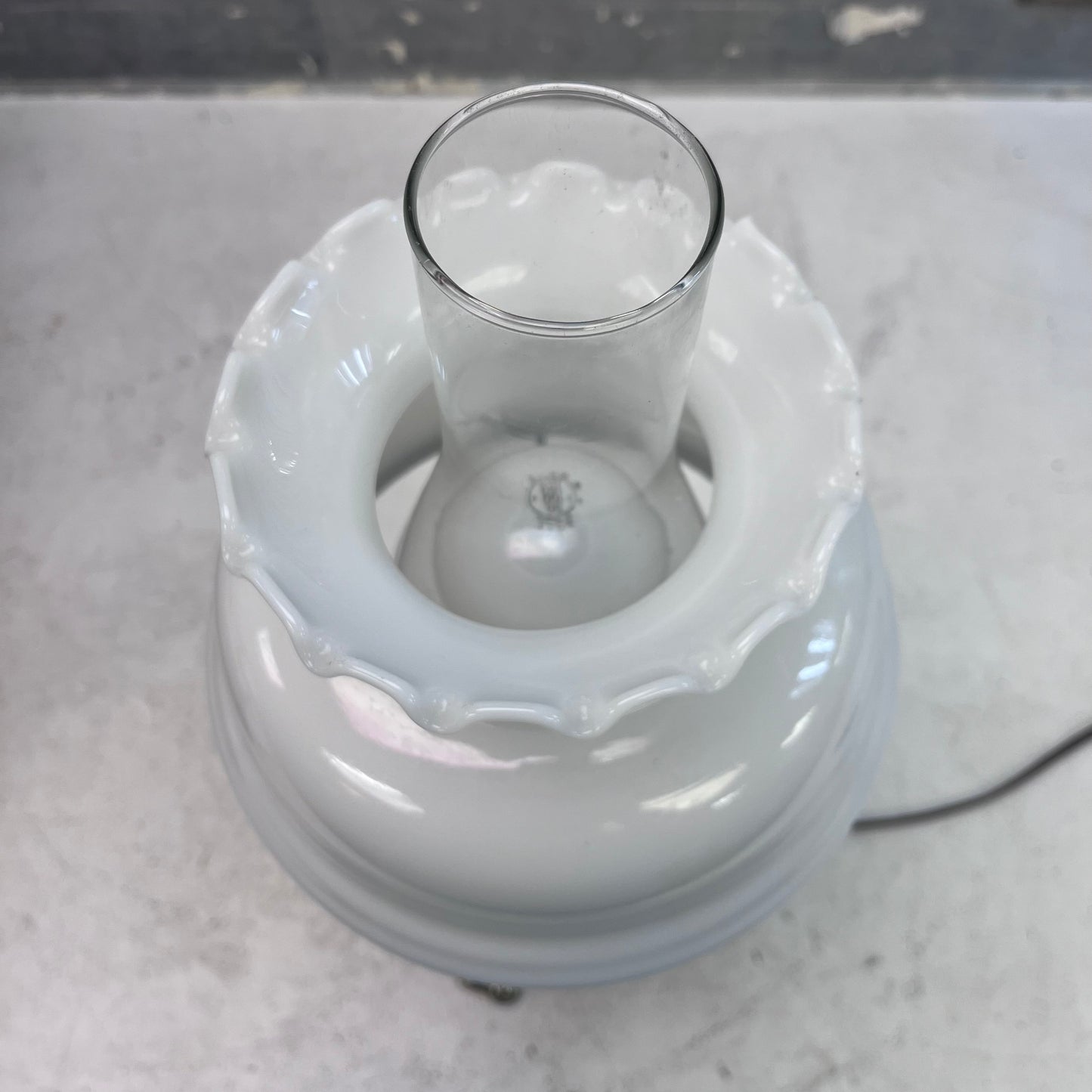Hurricane Glass Lamp, 1977