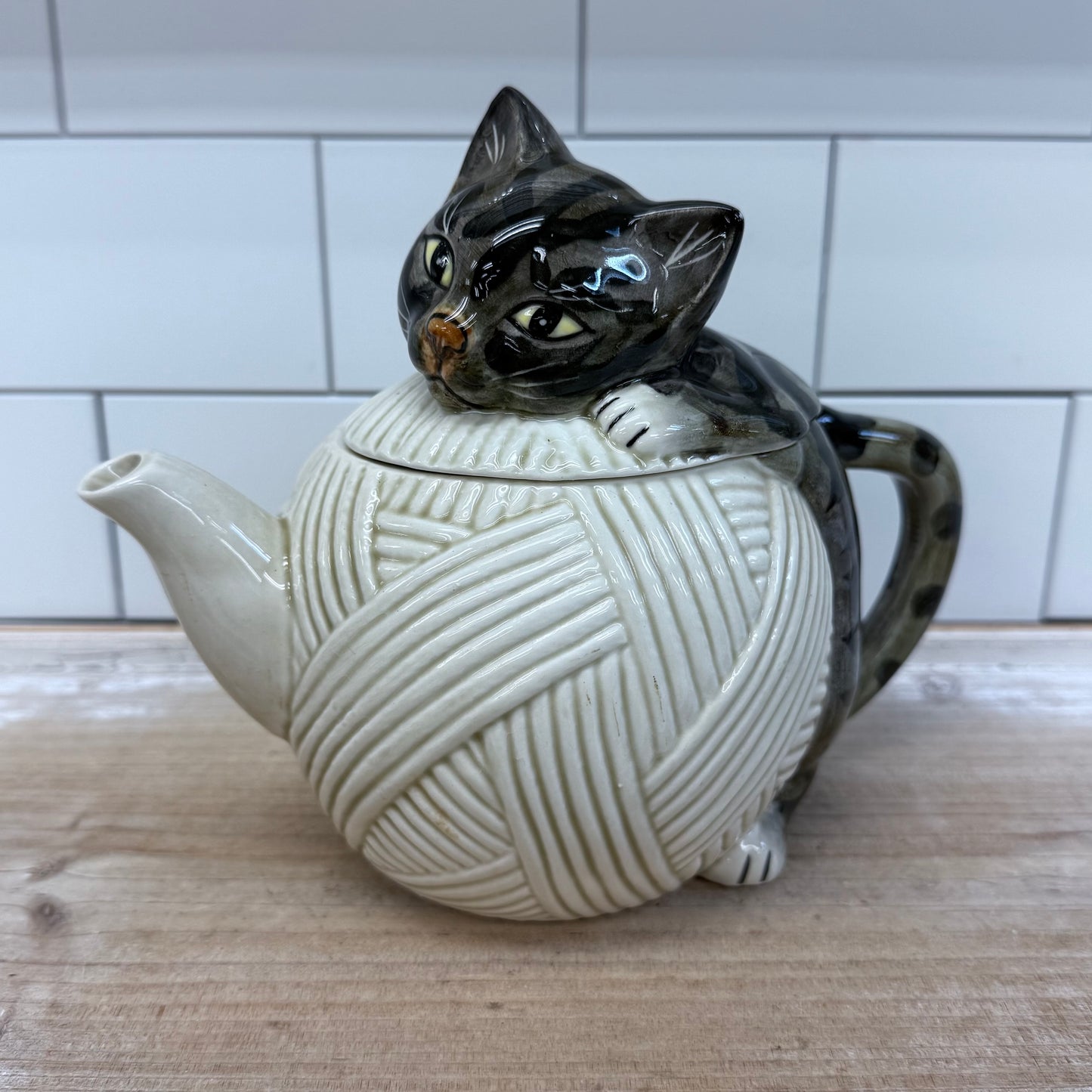 Mann Ceramics Kitten & Yarn Ball Teapot, 1970s