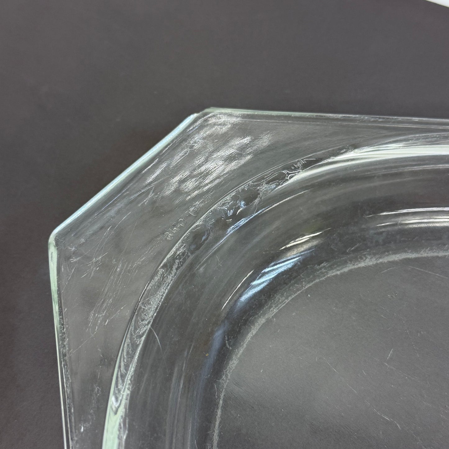 Pyrex Early American Casserole Dish, 1.5 Quart