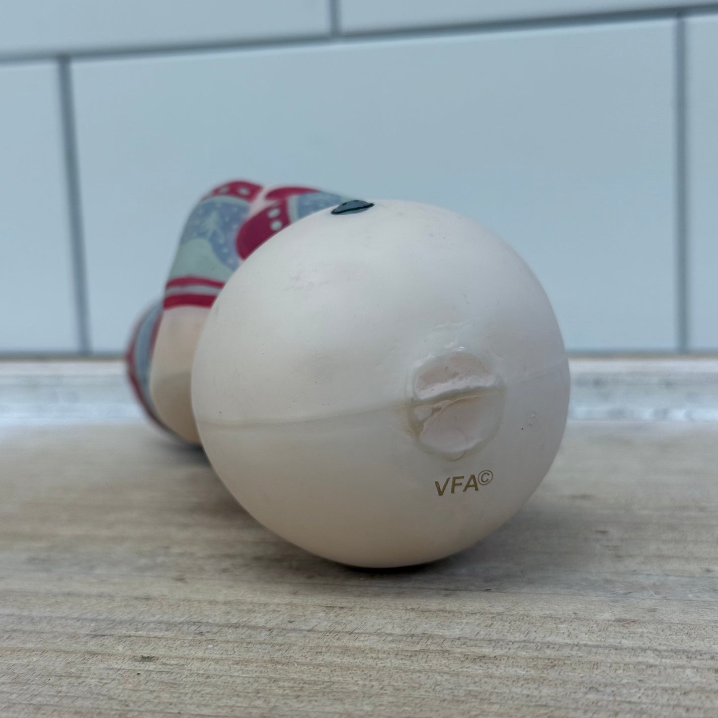 Vaillancourt Folk Art Glass Snowman Ornament