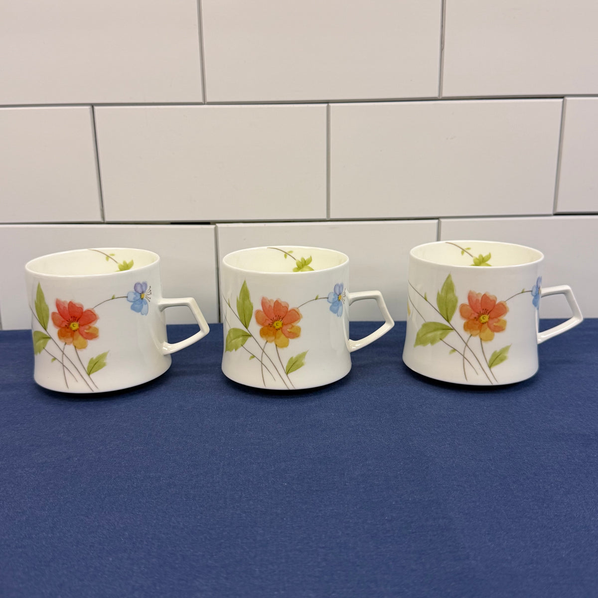 Mikasa Just Flowers Cup & Saucer Set 1980s Service for 6