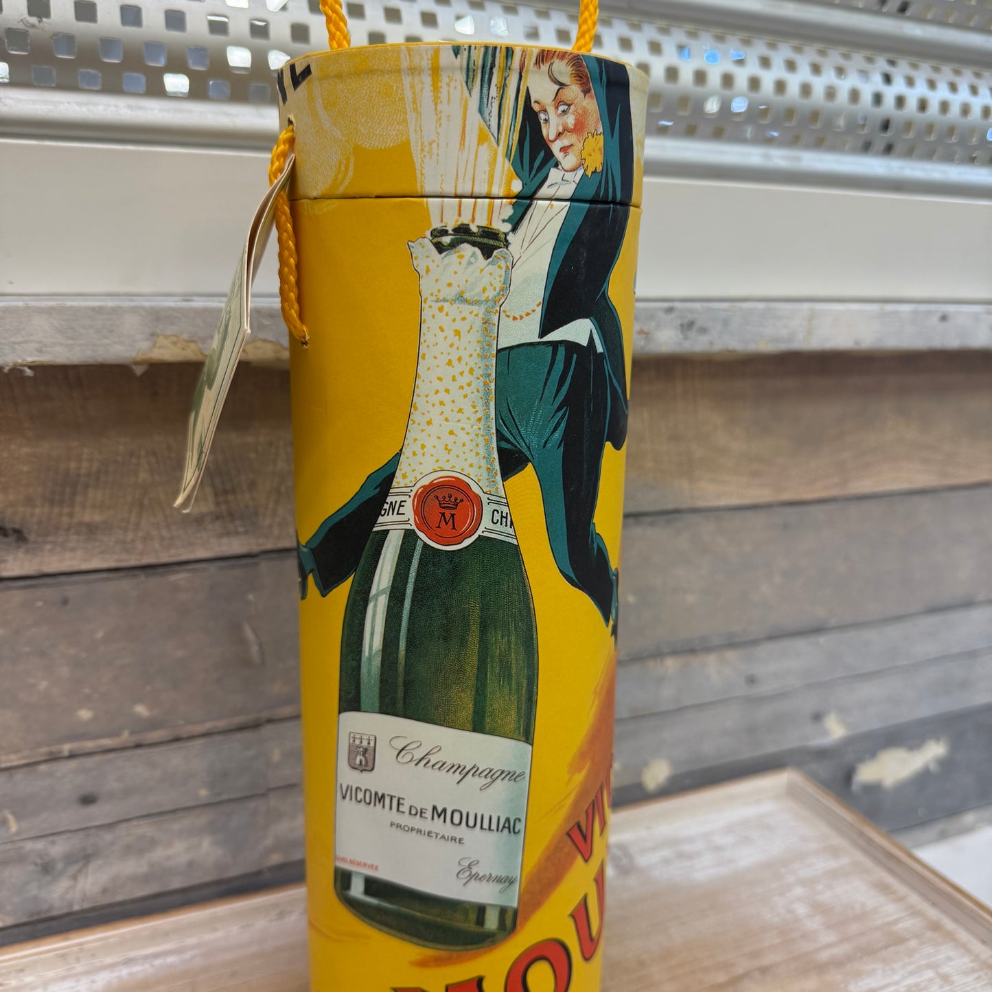 Tri-Coastal Design Decorative Wine Tote