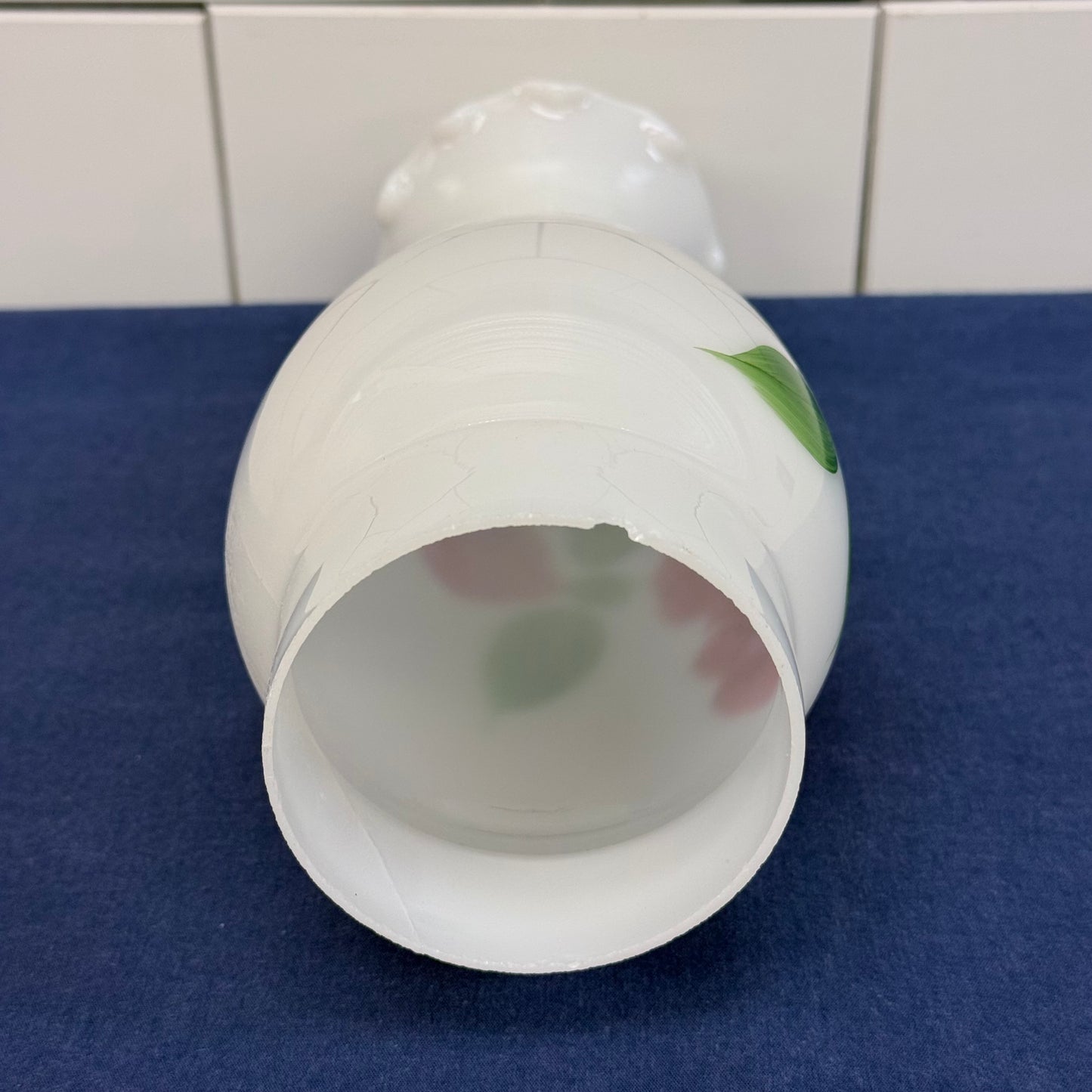 Vintage Milk Glass Floral Table Lamp 1950s