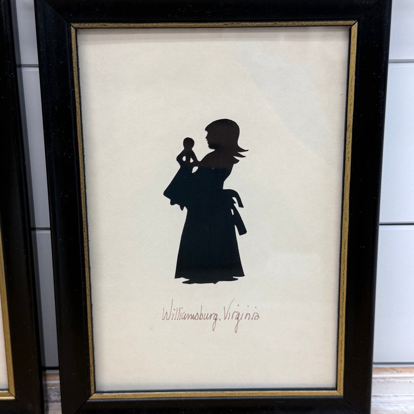 Vintage Williamsburg Virginia Silhouette Art Boy Girl Set