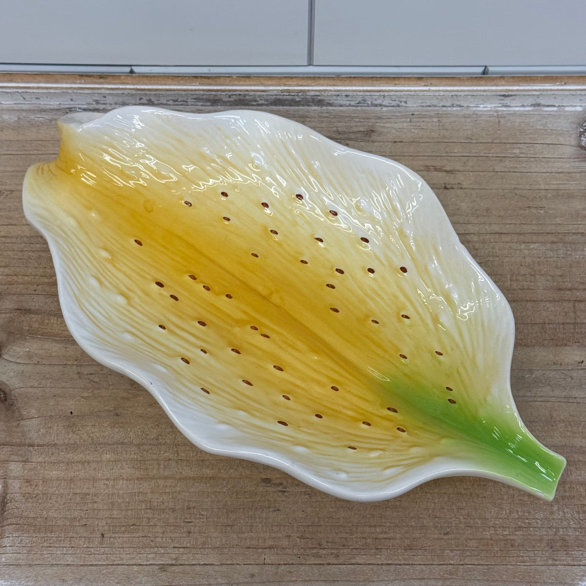 Pacific Rim Majolica Leaf Serving Dishes Set of 3