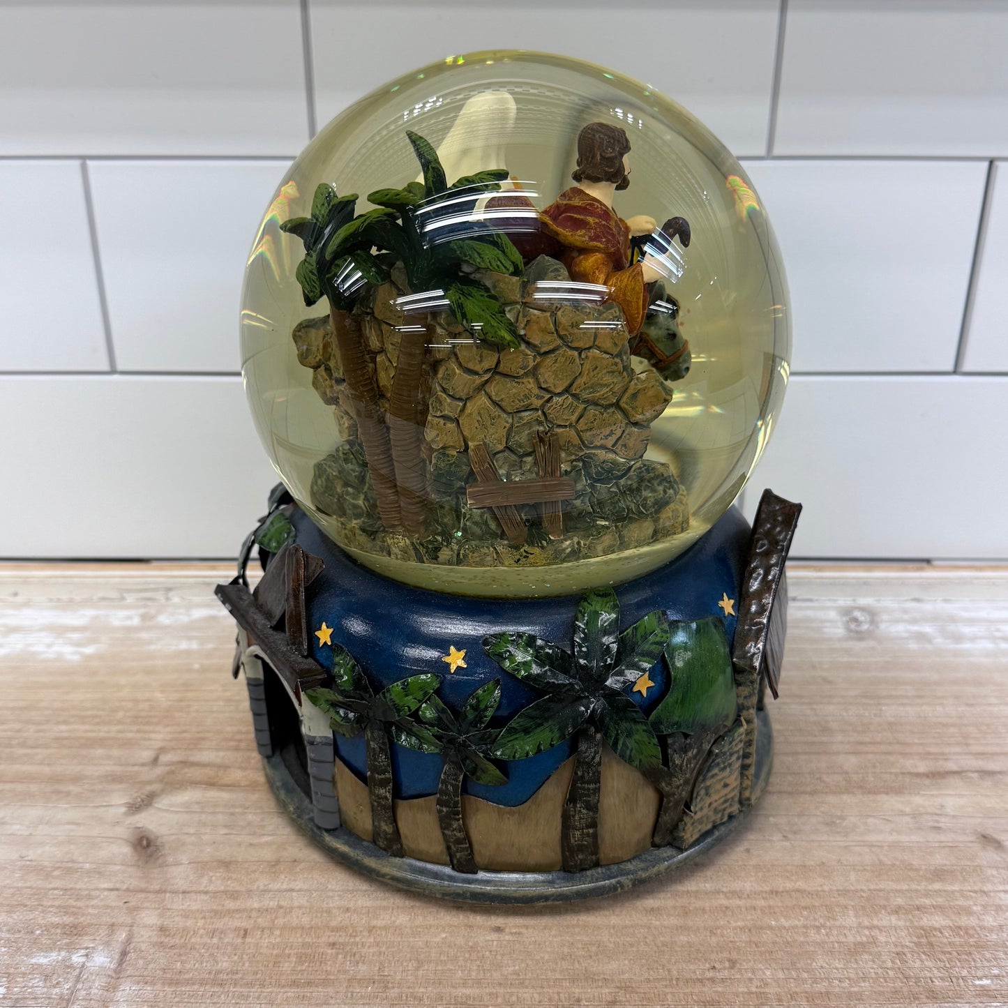 Nativity Scene Rotating Musical Water Globe