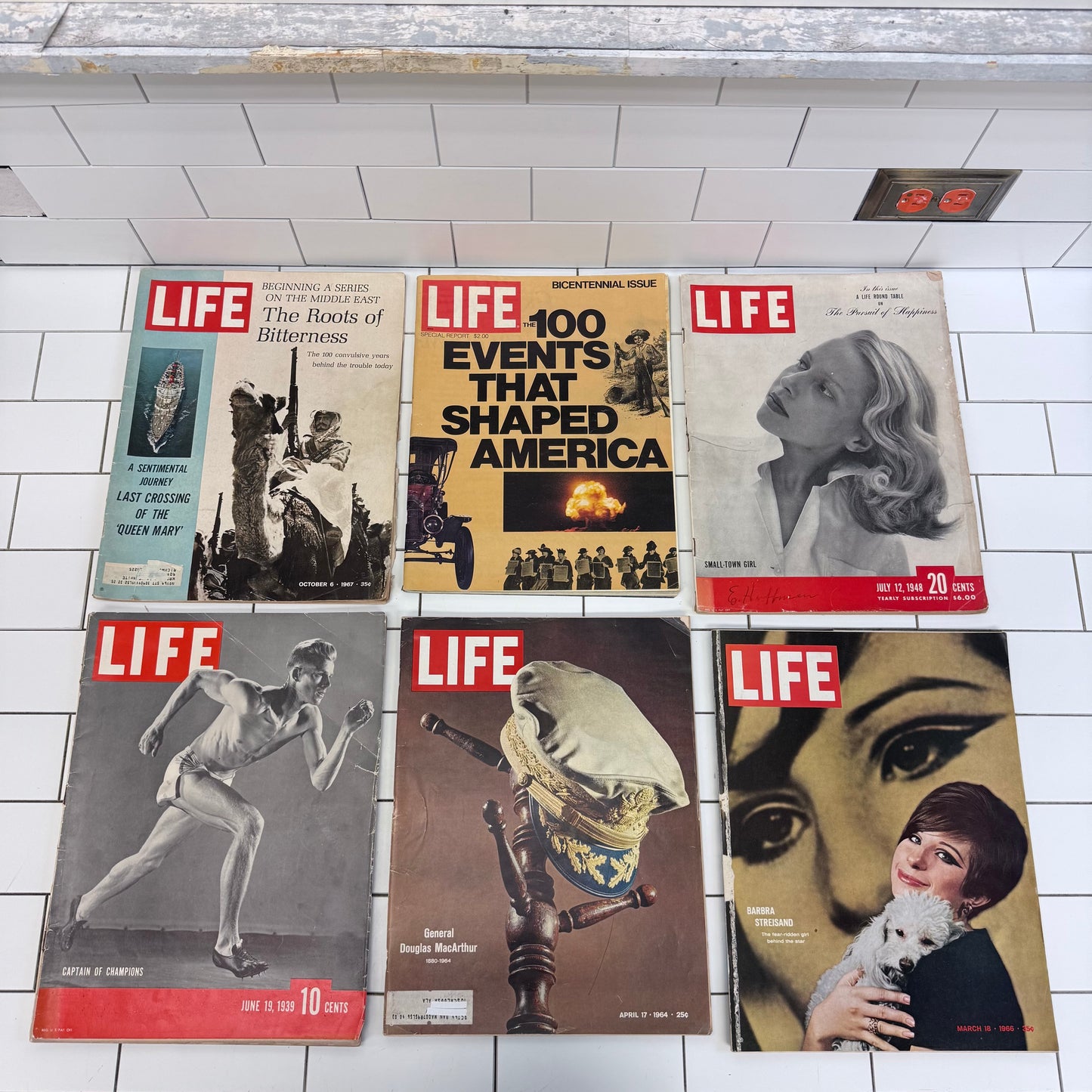 Vintage Life Magazine Lot 1939-1975 Set of 6