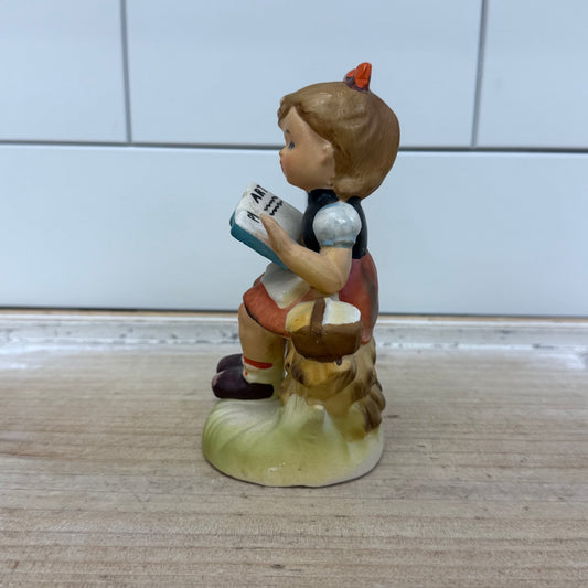 Arnart 5th Ave Photo Play Girl Figurine, Hand Painted Ceramic