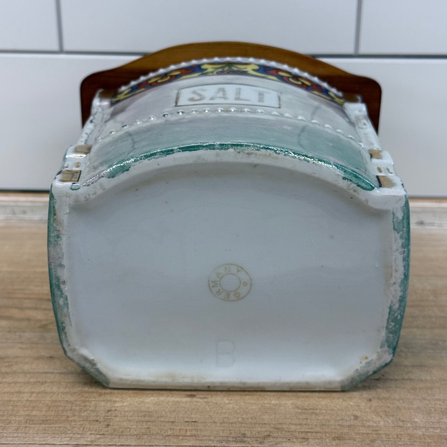 Wall Mounted Porcelain Lusterware Salt Box with Lid