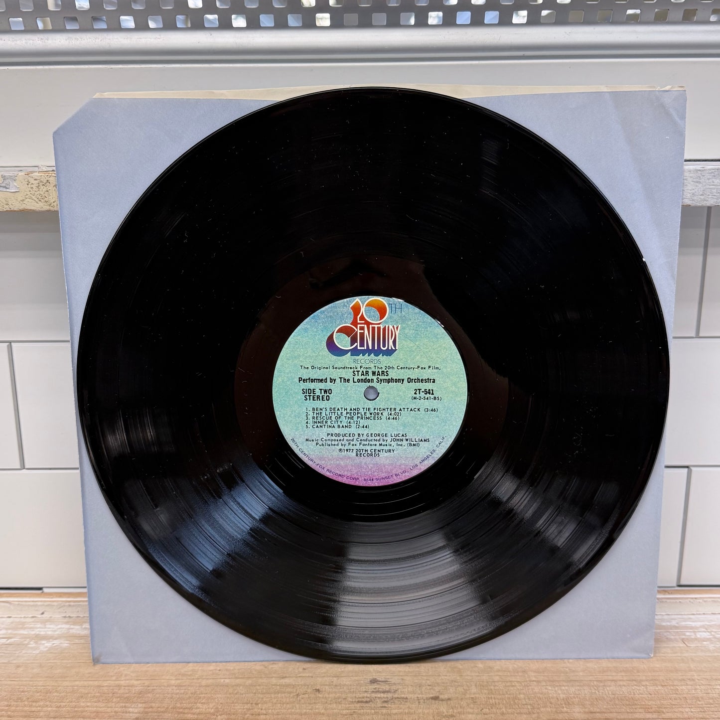 Star Wars Vinyl Records Lot of 2 Soundtrack & Meco 1977