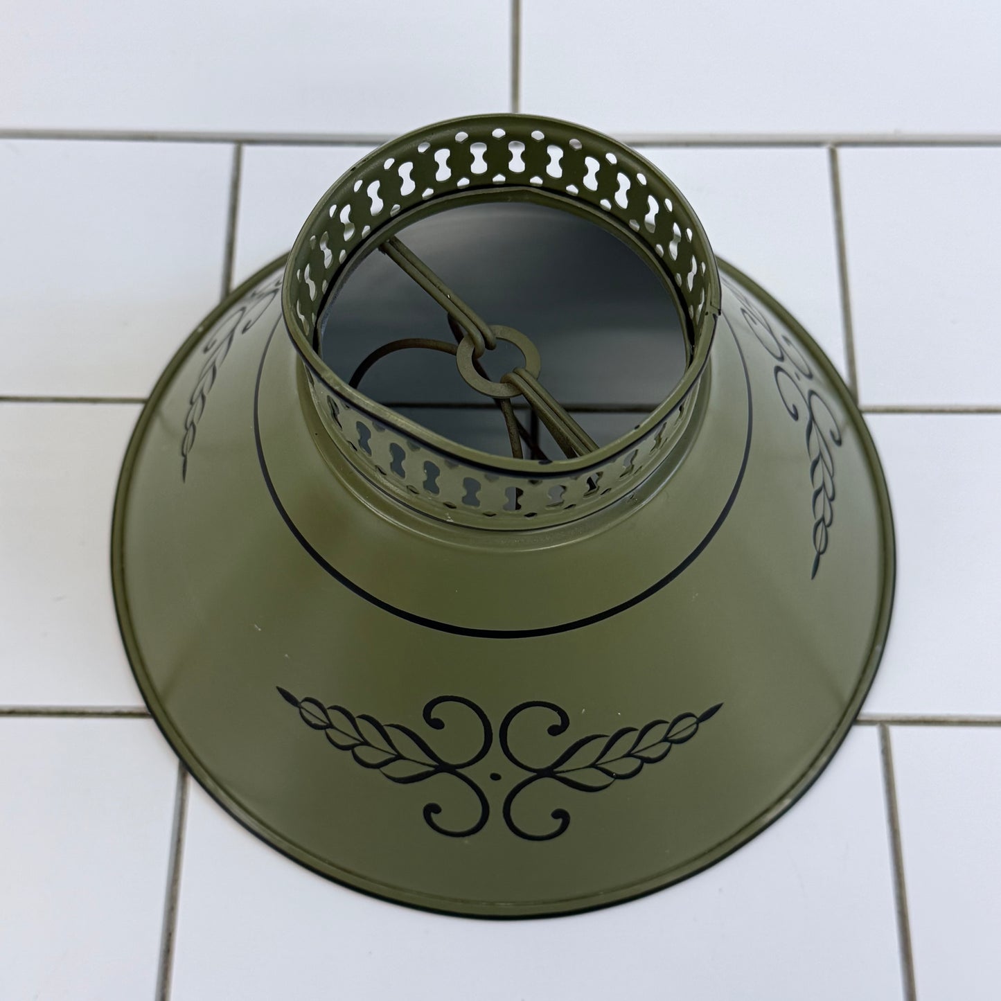 Colonial Revival Bouillotte Table Lamp Green Metal