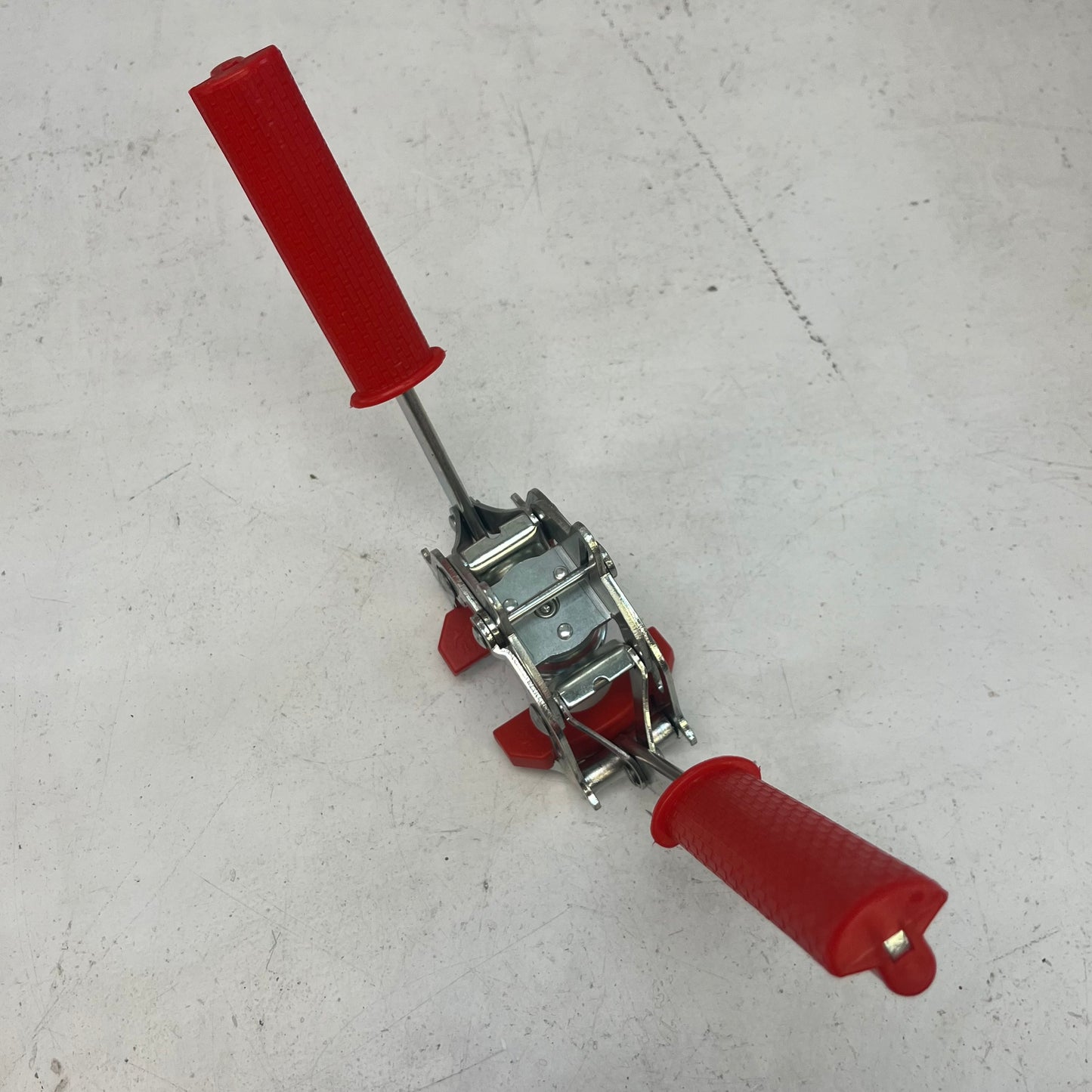 La Tappatrice Universal Bottle Capper