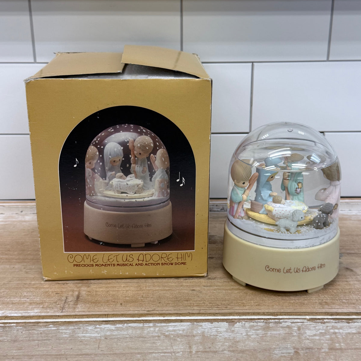 Precious Moments Nativity Musical Snow Globe with Box 1980s