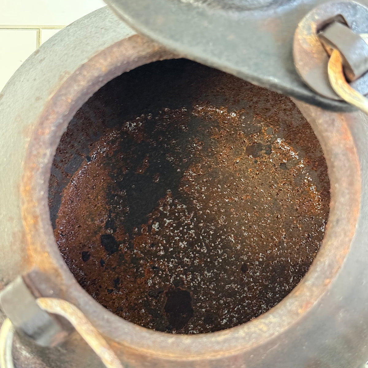 John Wright Cast Iron Tea Kettle Pennsylvania 1970s