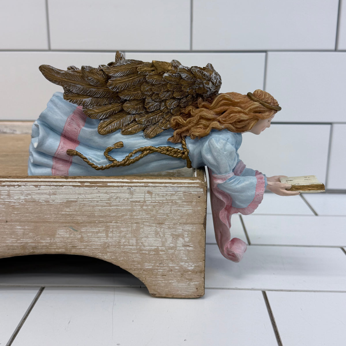 Avon Gift Collection Flying Angel Figurine with Box