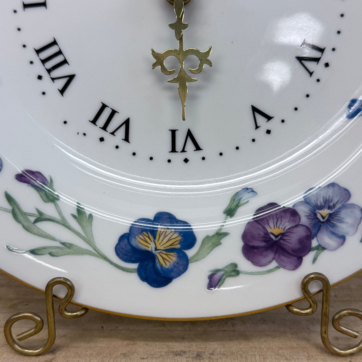 Royal Vale Pansy Porcelain Quartz Wall Clock England
