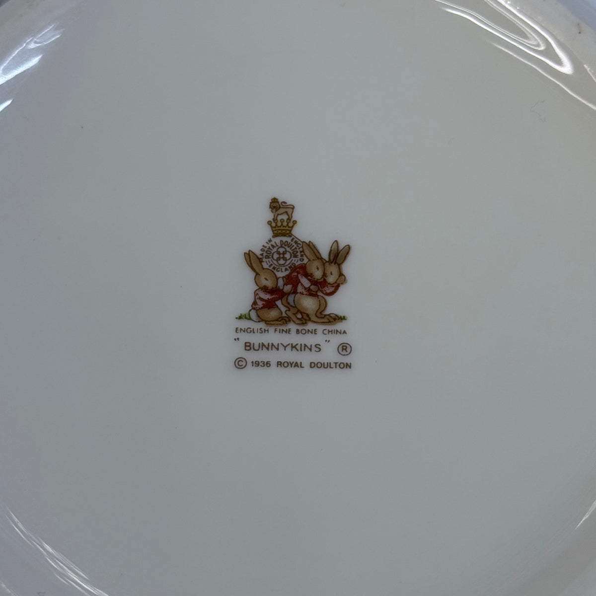Royal Doulton Bunnykins TV Scene Child’s Bowl England