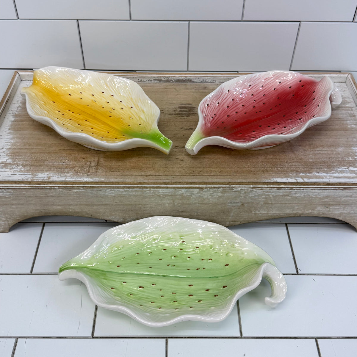 Pacific Rim Majolica Leaf Serving Dishes Set of 3