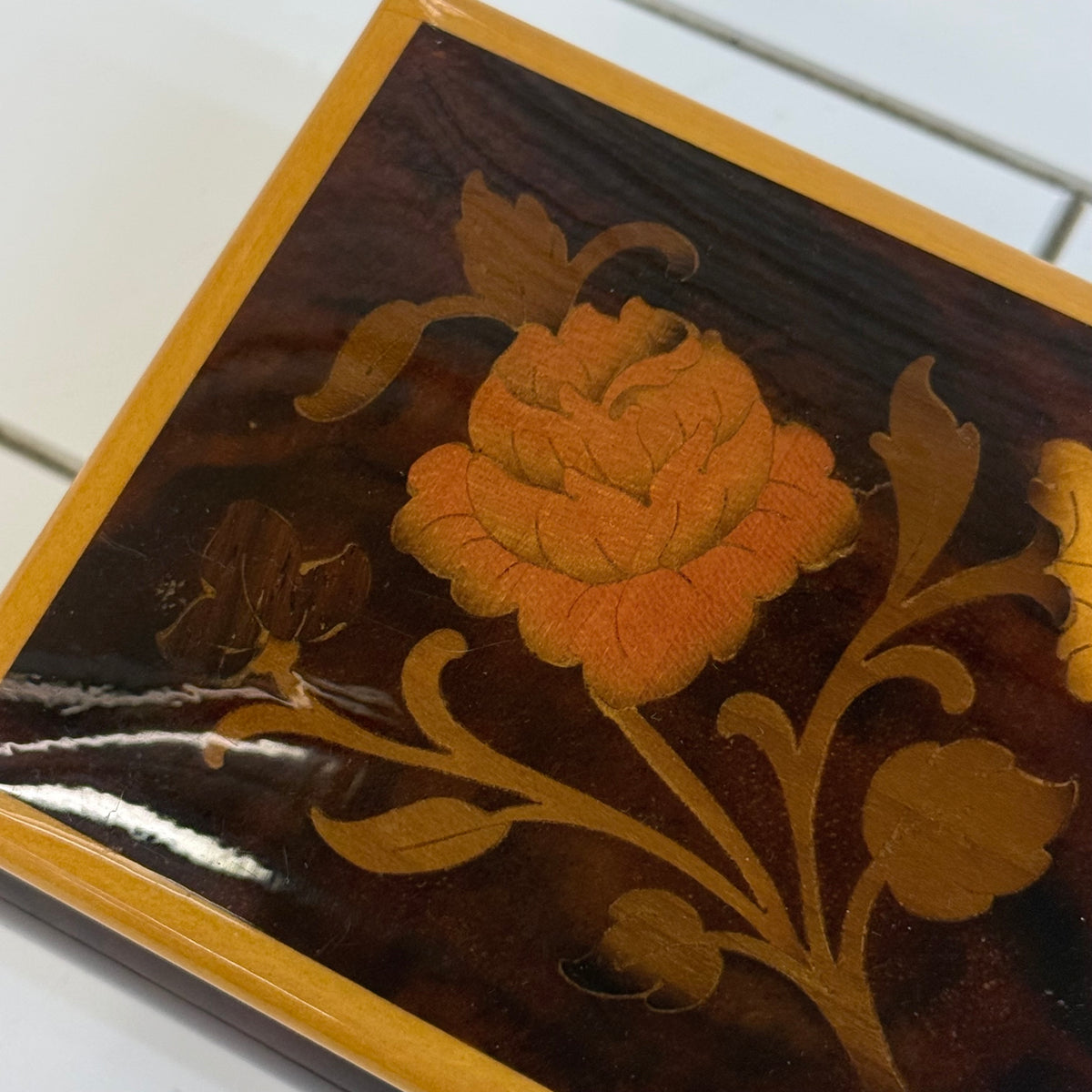 Italian Floral Inlay Music Box Reuge Vintage 1970s
