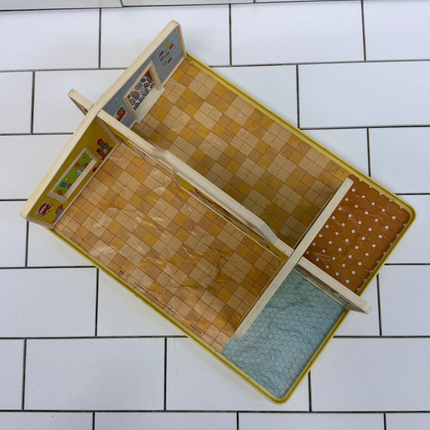 1978 Fisher Price Little People Nursery School Lot