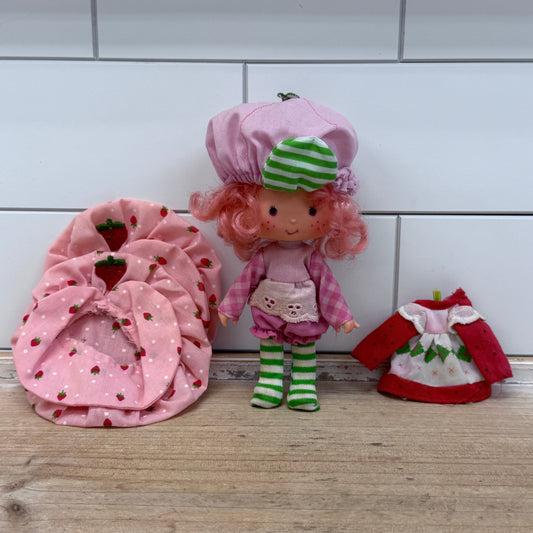 Strawberry Shortcake Raspberry Tart Doll Outfit Set 1980s Scented