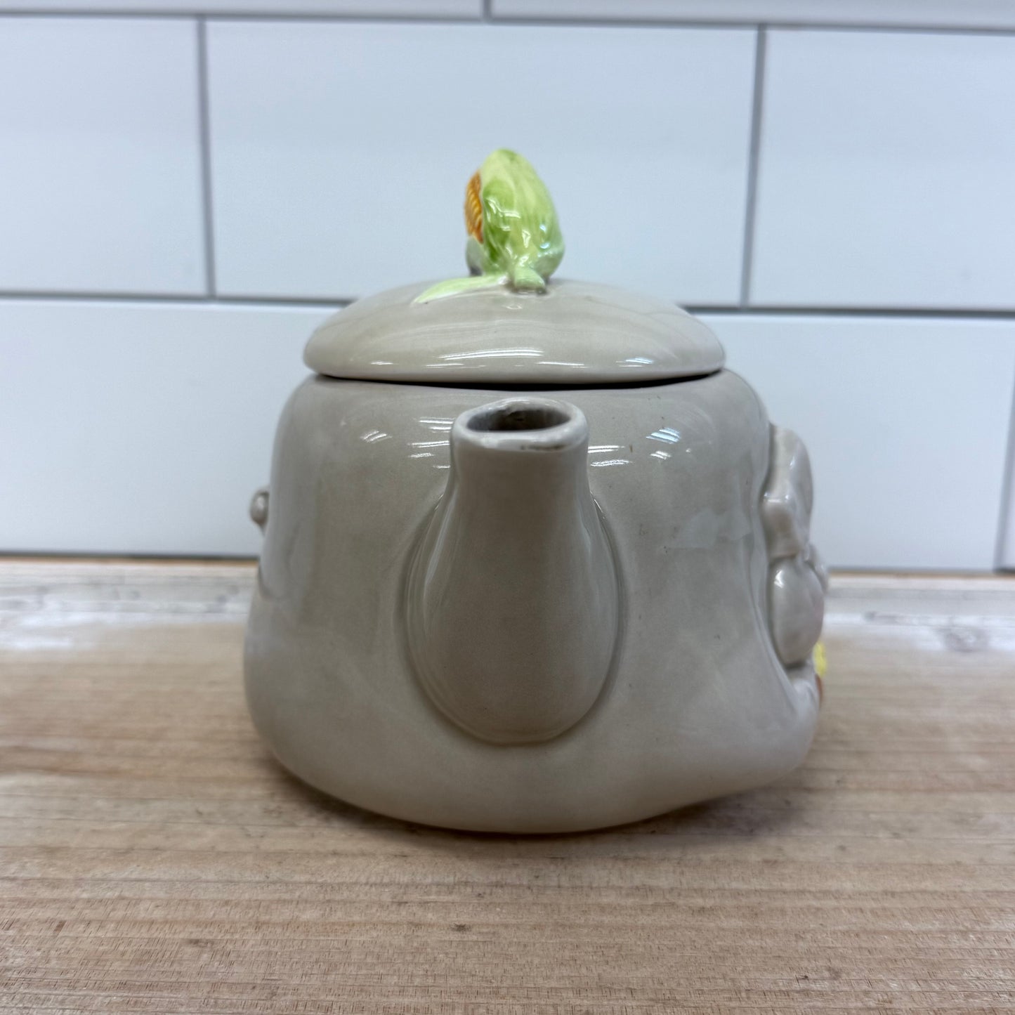 Lefton Piggy Eating Corn Teapot, Ceramic