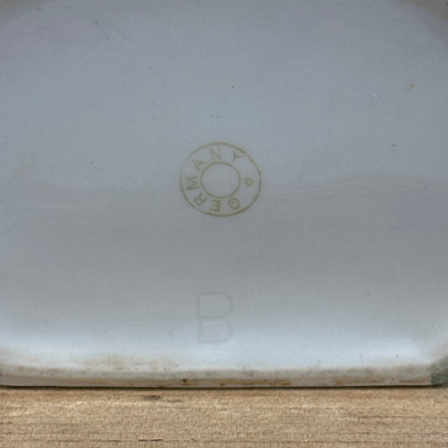 Wall Mounted Porcelain Lusterware Salt Box with Lid