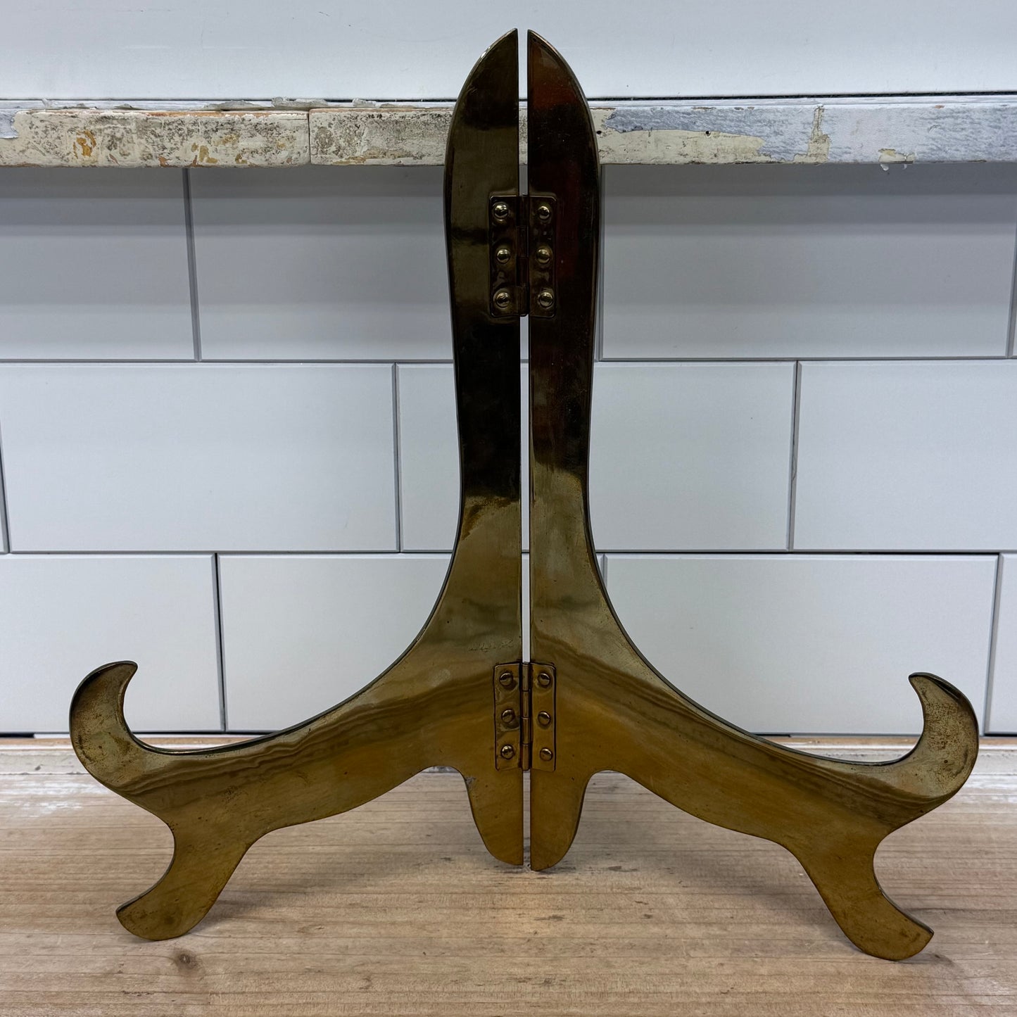 Embossed Brass Wall Plates with Display Easels Set of 2