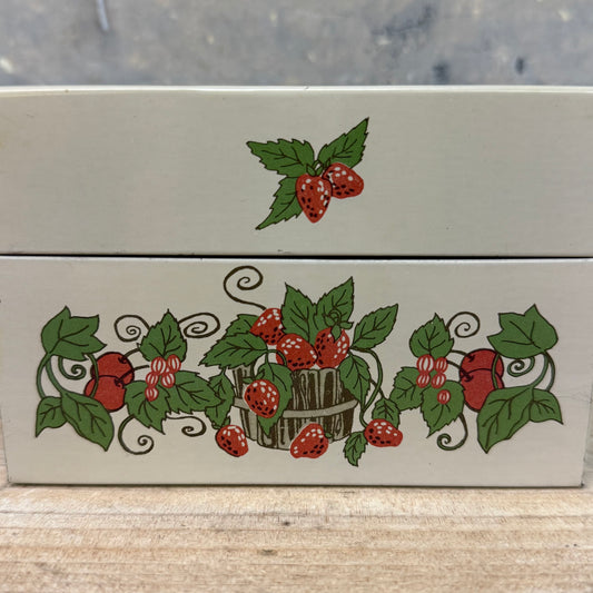 Syndicate Mfg. Co. Strawberry Tin Recipe Box, 1970s