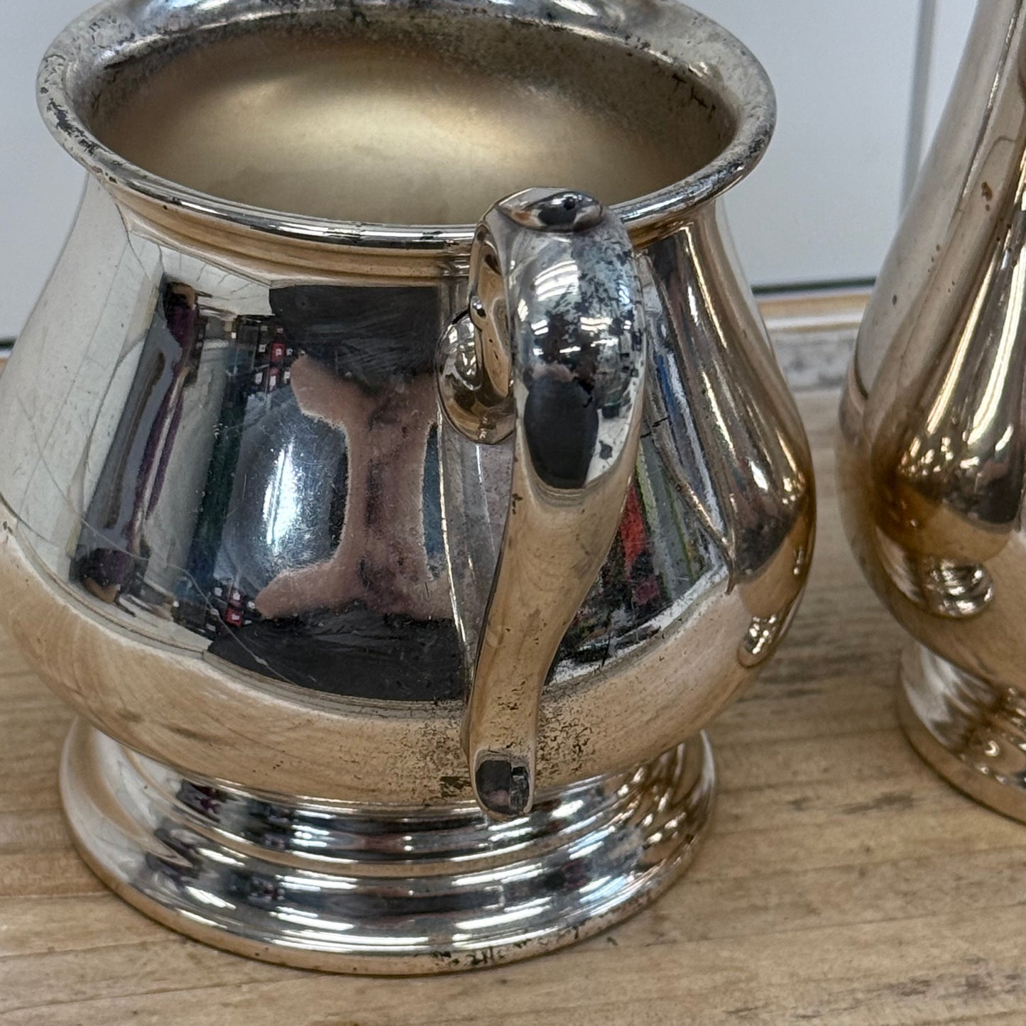 Reed & Barton Jamestown Silverplate Sugar & Creamer Set