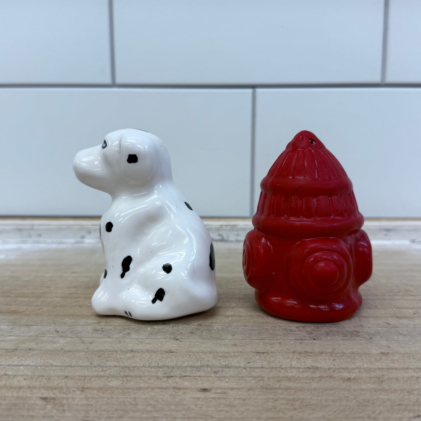 Dog n’ Fire Hydrant Salt & Pepper Set