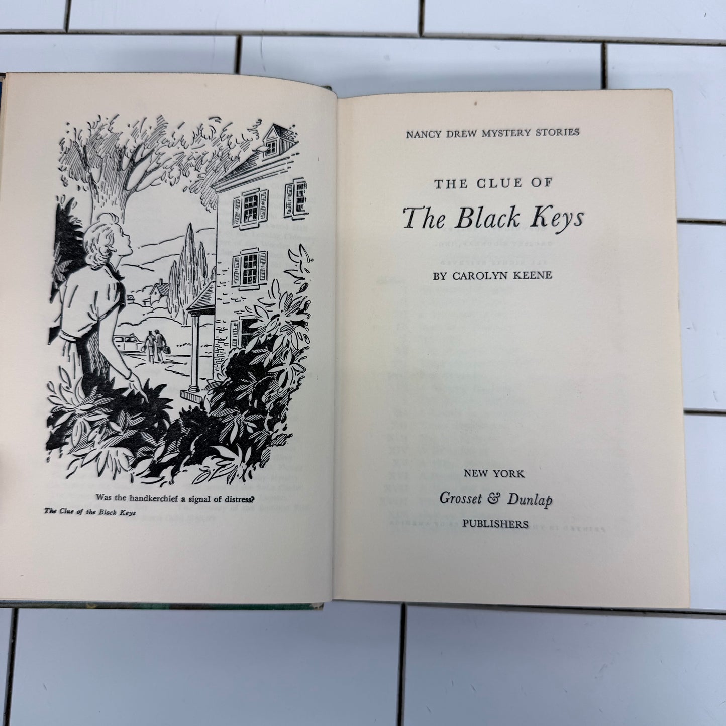 Vintage Nancy Drew Books Set of 6 By Carolyn Keene