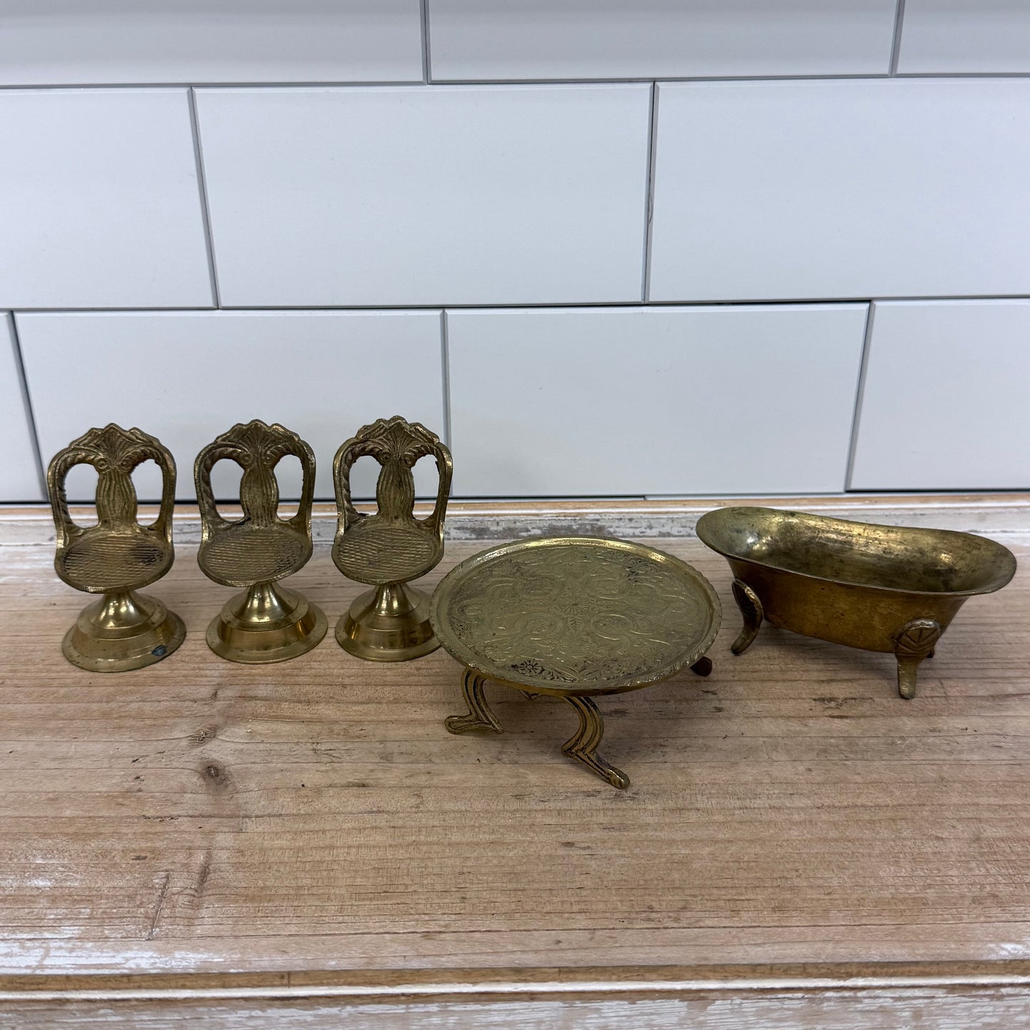 Dollhouse Furniture Chairs Table Bathtub Miniature Brass Lot of 5
