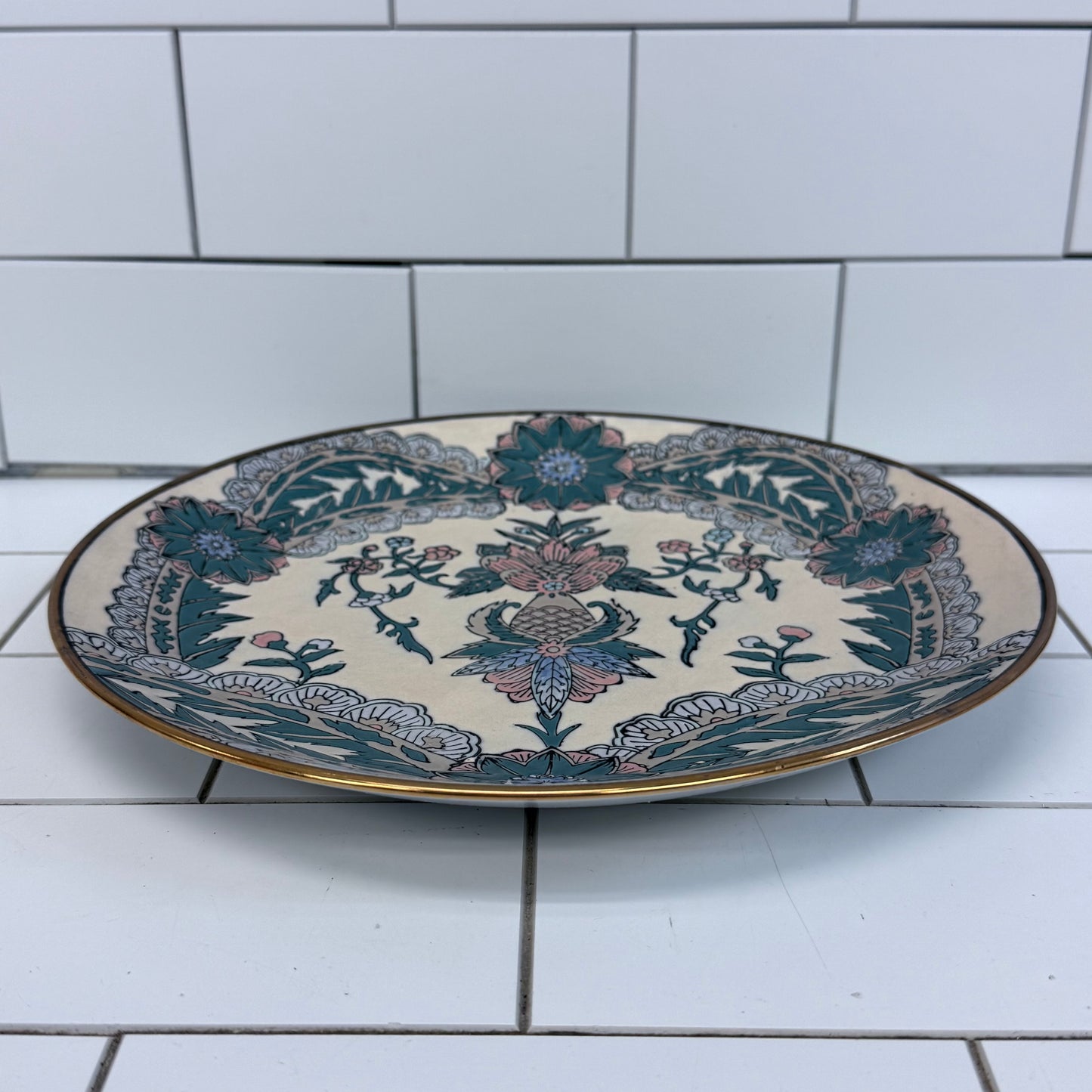 Chinoiserie Embossed Floral Plate Decorative Dish