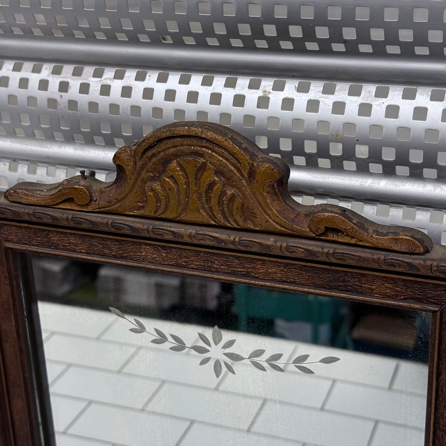 Colonial Revival Etched Glass Wood Wall Mirror 1940s