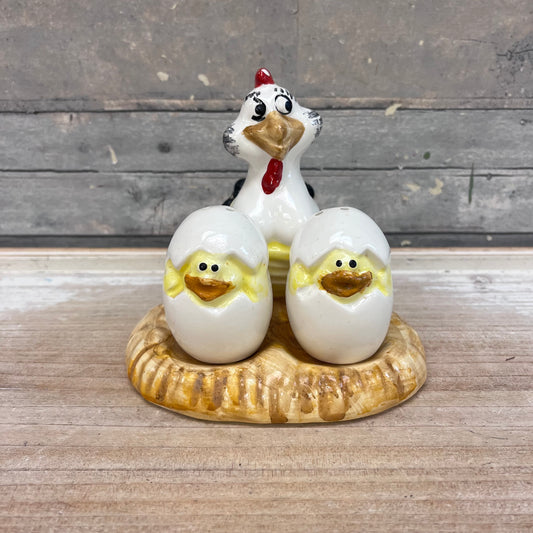 Hen n' Chicks Salt & Pepper Set