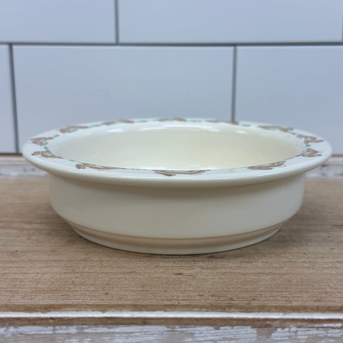 Royal Doulton Bunnykins TV Scene Child’s Bowl England