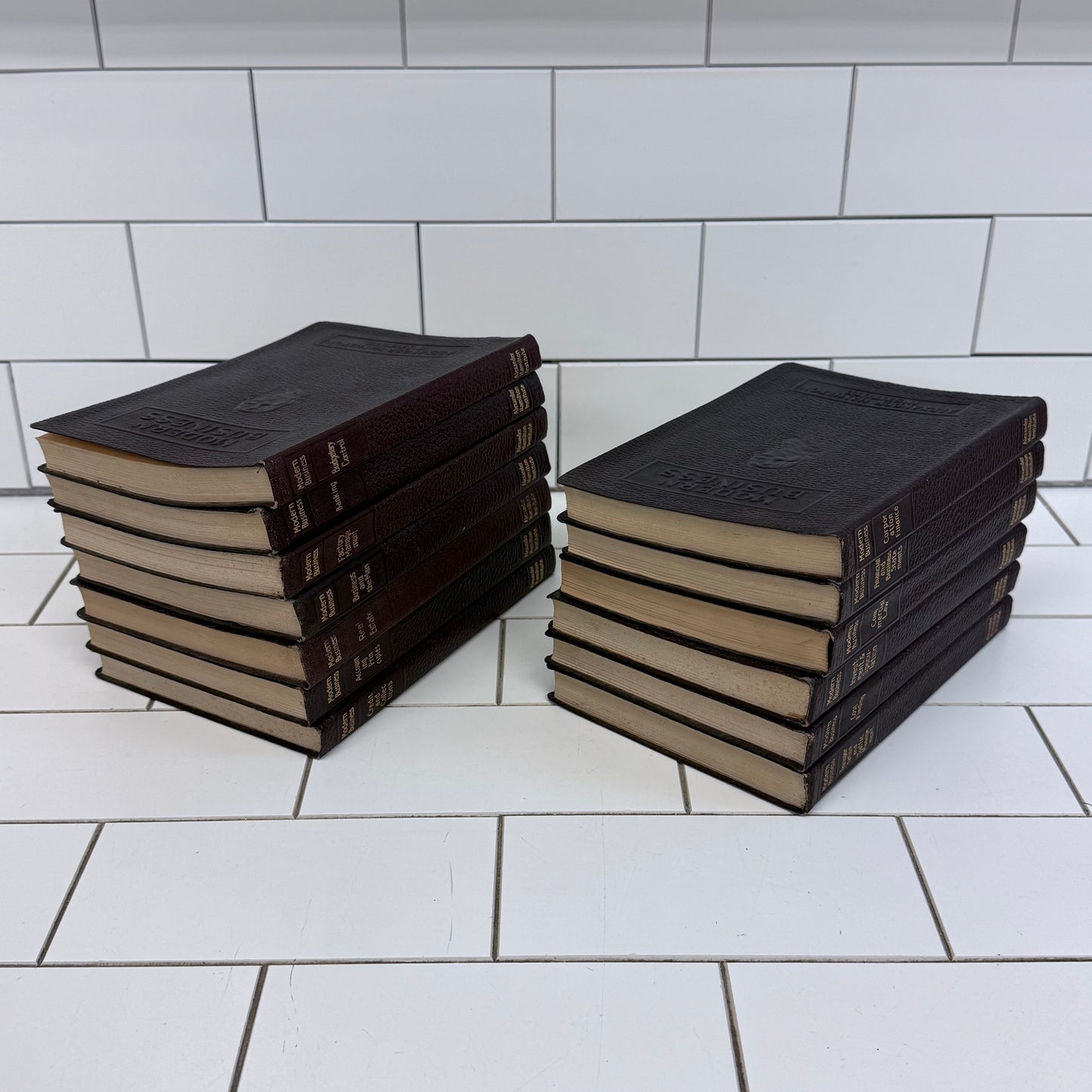 Modern Business Books Alexander Hamilton Institute Set 13 Vintage  1943-45