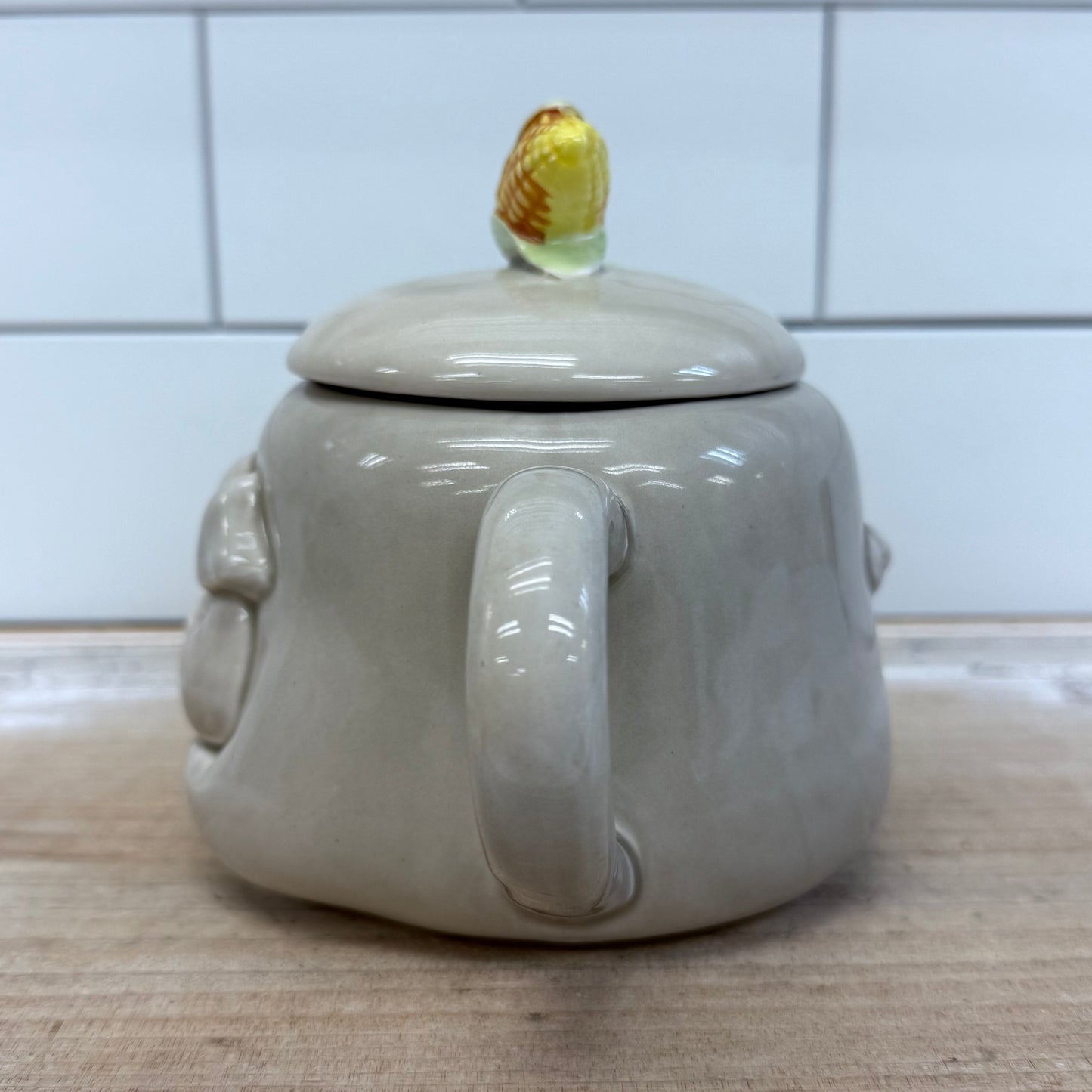 Lefton Piggy Eating Corn Teapot, Ceramic