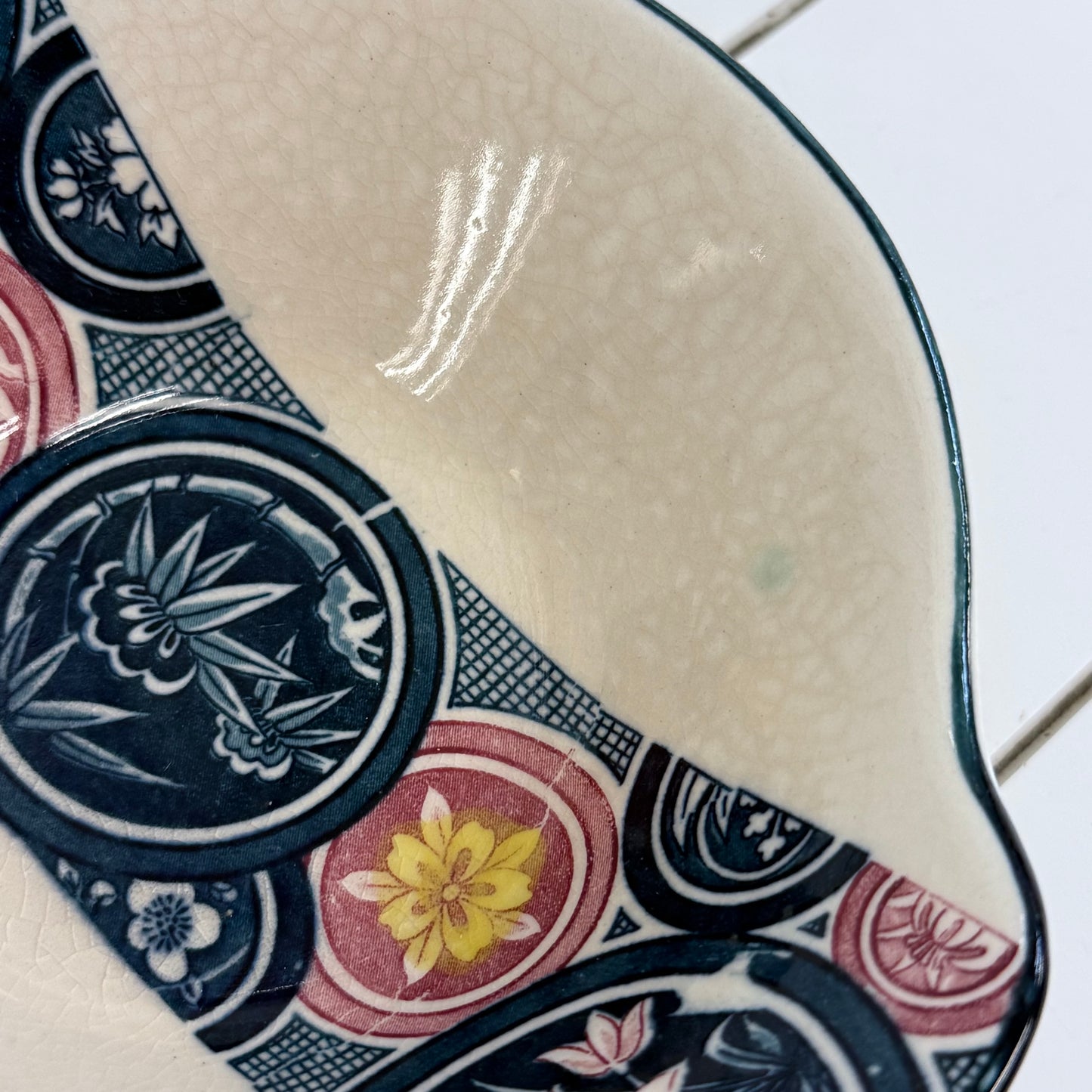 Japanese Karako Donabe Cooking Pot & Rice Bowls Set Transferware